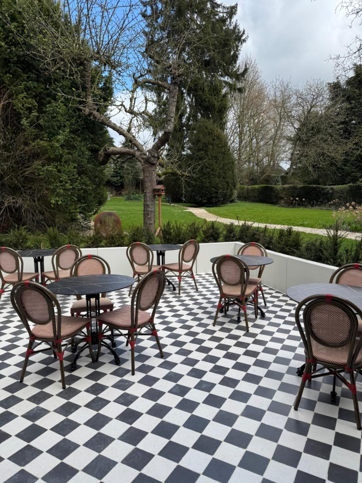Villa V Petit Hotel Valkenburg aan de Geul Exterior foto